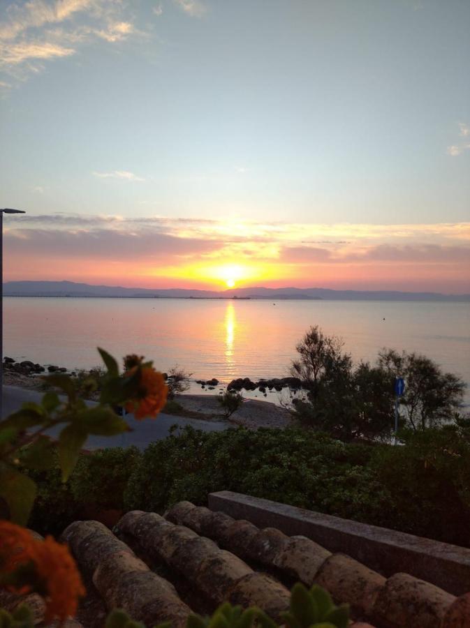 Casa Bon' Aria Fronte Mare Sud Sardegna Villa La Maddalena  Bagian luar foto