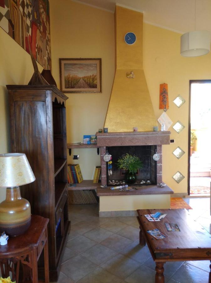 Casa Bon' Aria Fronte Mare Sud Sardegna Villa La Maddalena  Bagian luar foto